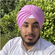 An energetic person, a great outgoing personality, my lessons are aimed towards people that are willing to learn and just get into fitness